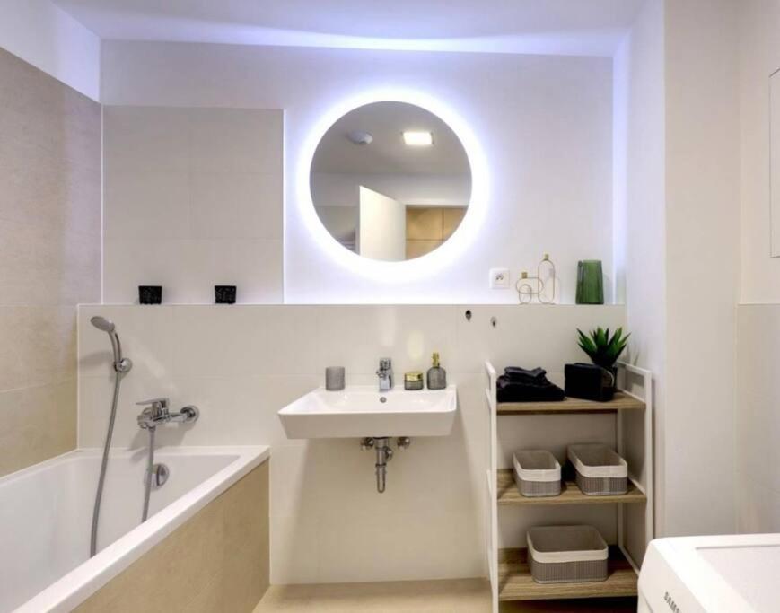 Klinger Apartment Μπρατισλάβα Εξωτερικό φωτογραφία